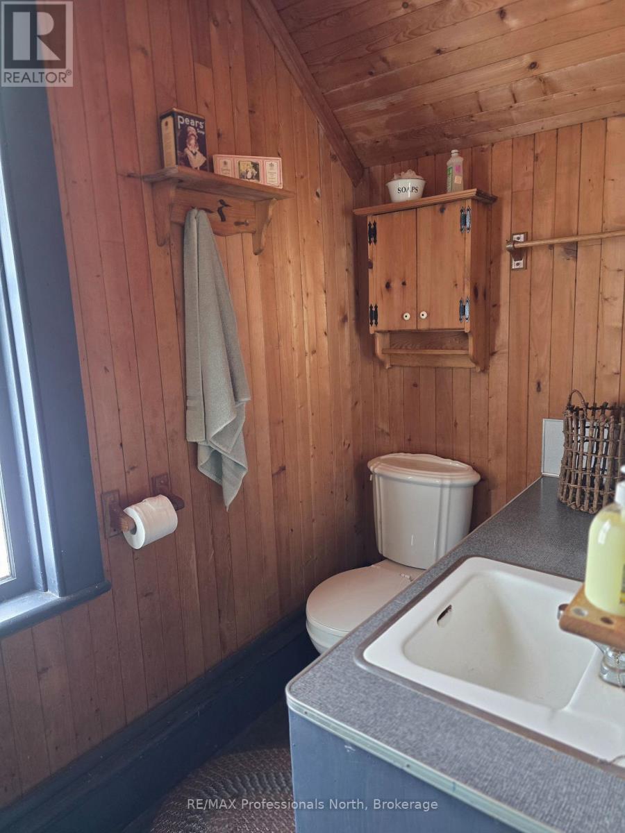 231 KAY ROAD W - 23