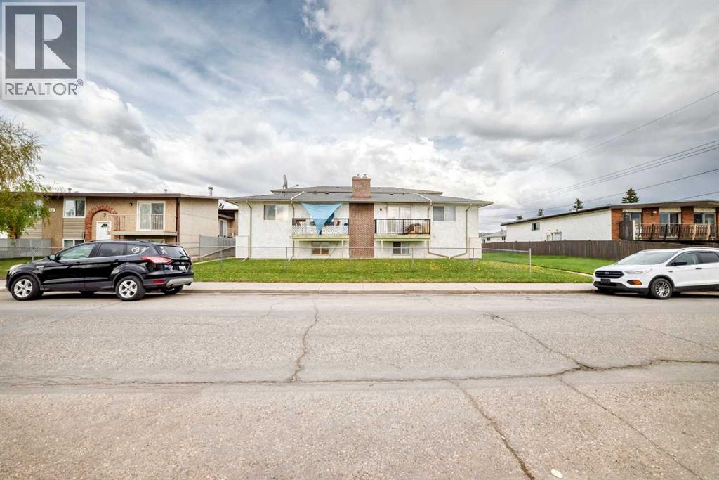 1-6, 8 Huntley Close NE - 34