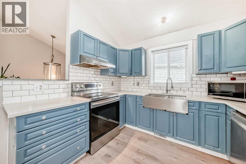 137 Erin Meadow Bay SE — photo 9