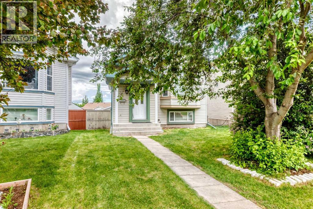 137 Erin Meadow Bay SE — photo 37