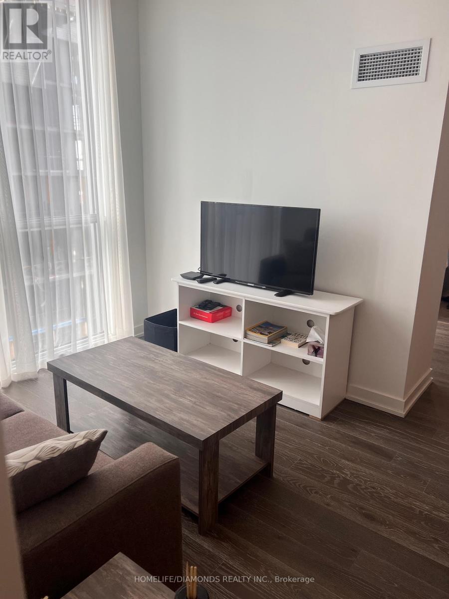 #3302 1 YORKVILLE AVENUE - 11
