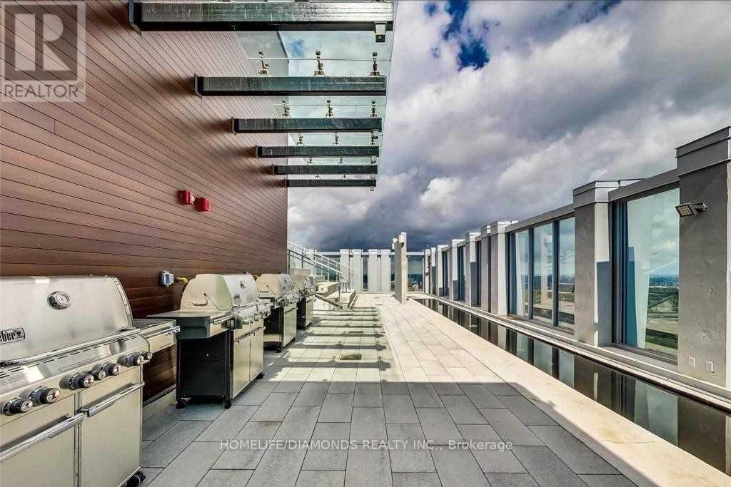 #3302 1 YORKVILLE AVENUE - 26