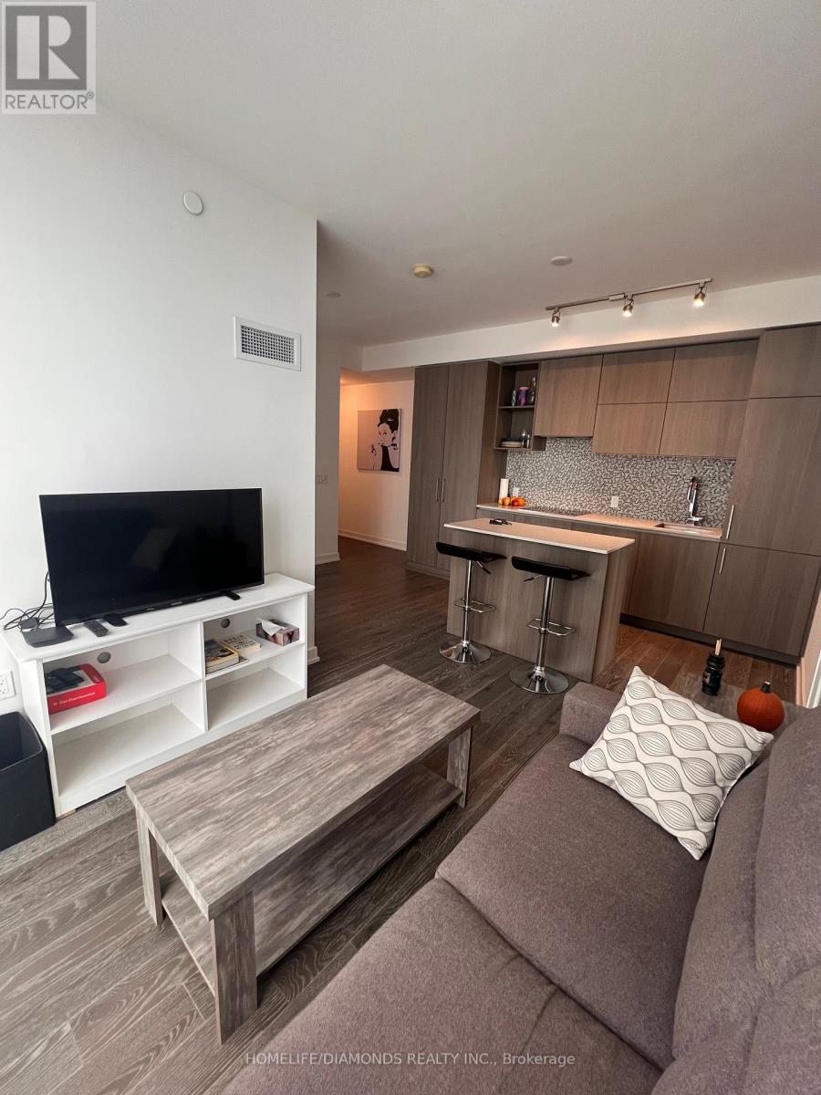 #3302 1 YORKVILLE AVENUE - 6