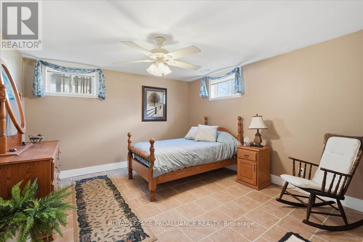 162 PUFFBALL INN ROAD - 33