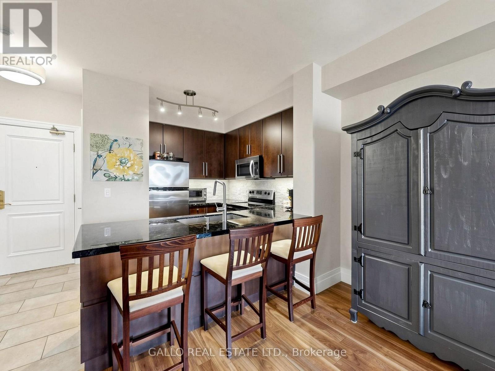 #1407 9225 JANE STREET - 17