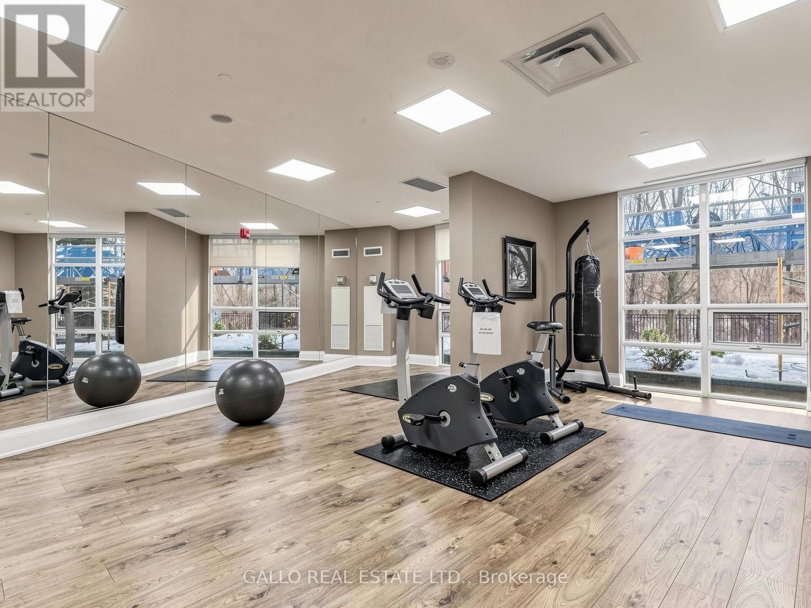#1407 9225 JANE STREET - 40