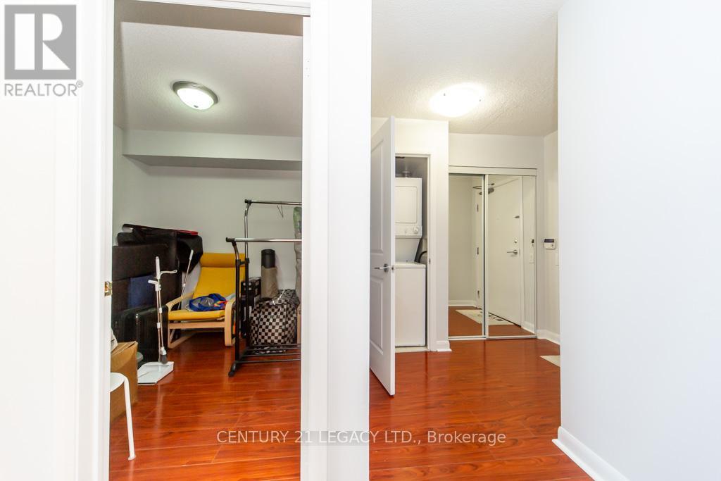 #507 190 BOROUGH DRIVE - 28
