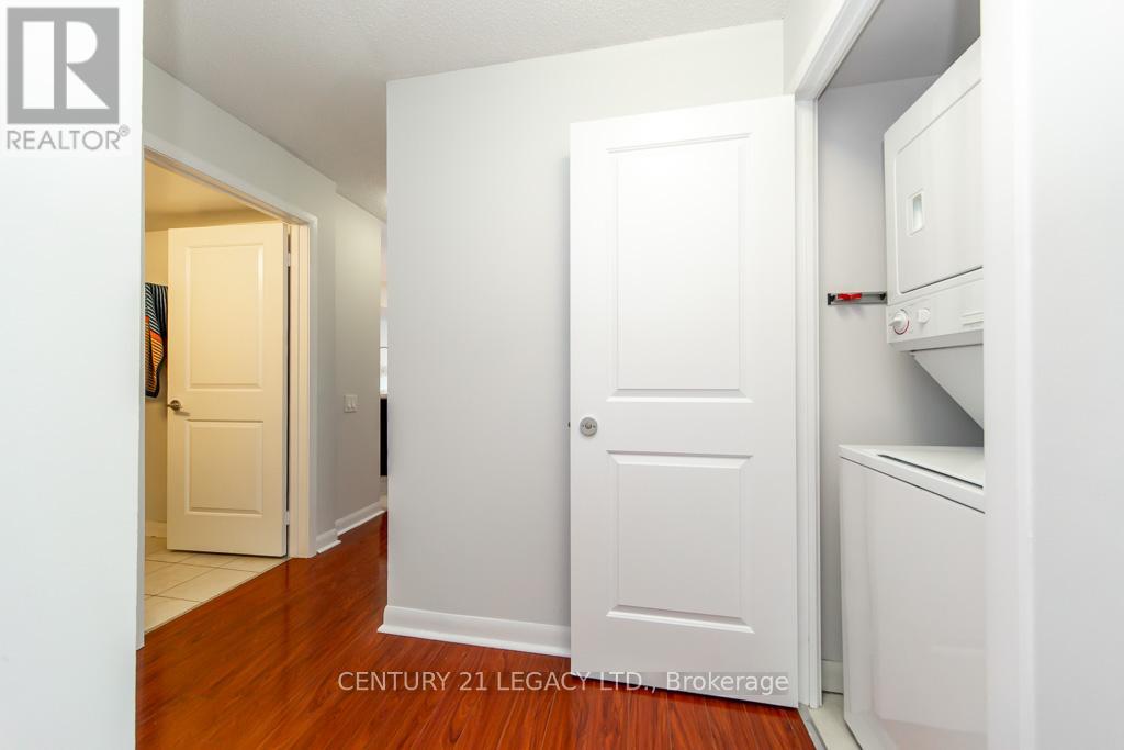 #507 190 BOROUGH DRIVE - 33