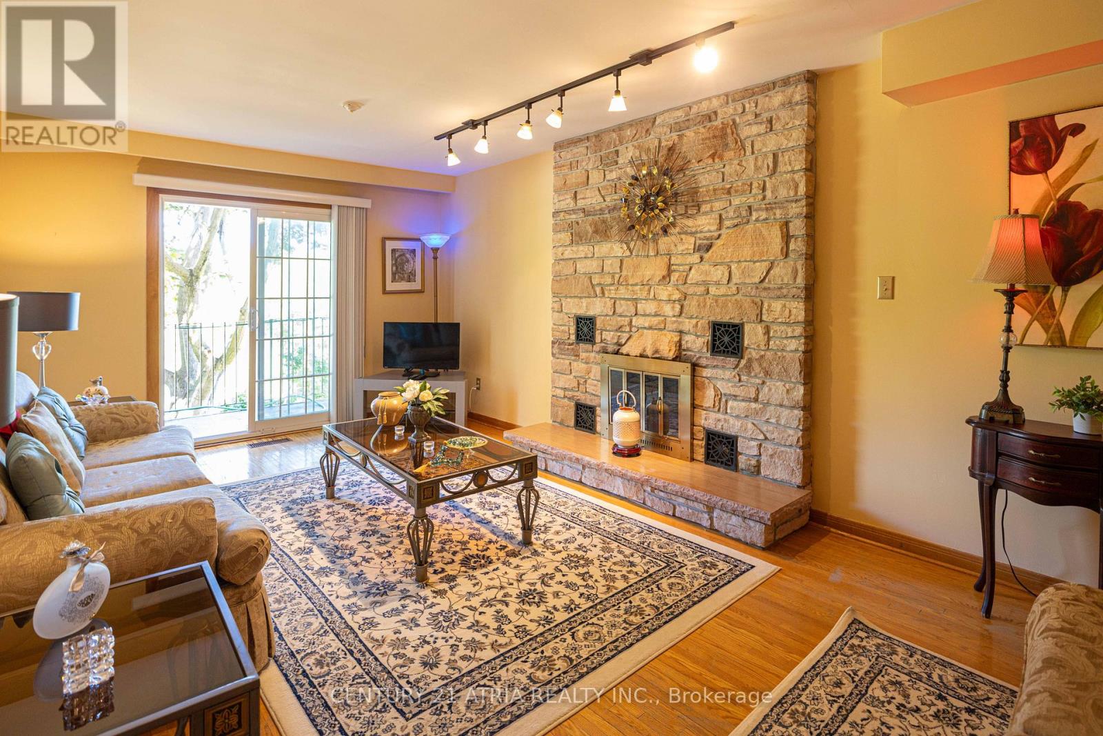 33 MORBANK DRIVE - 13
