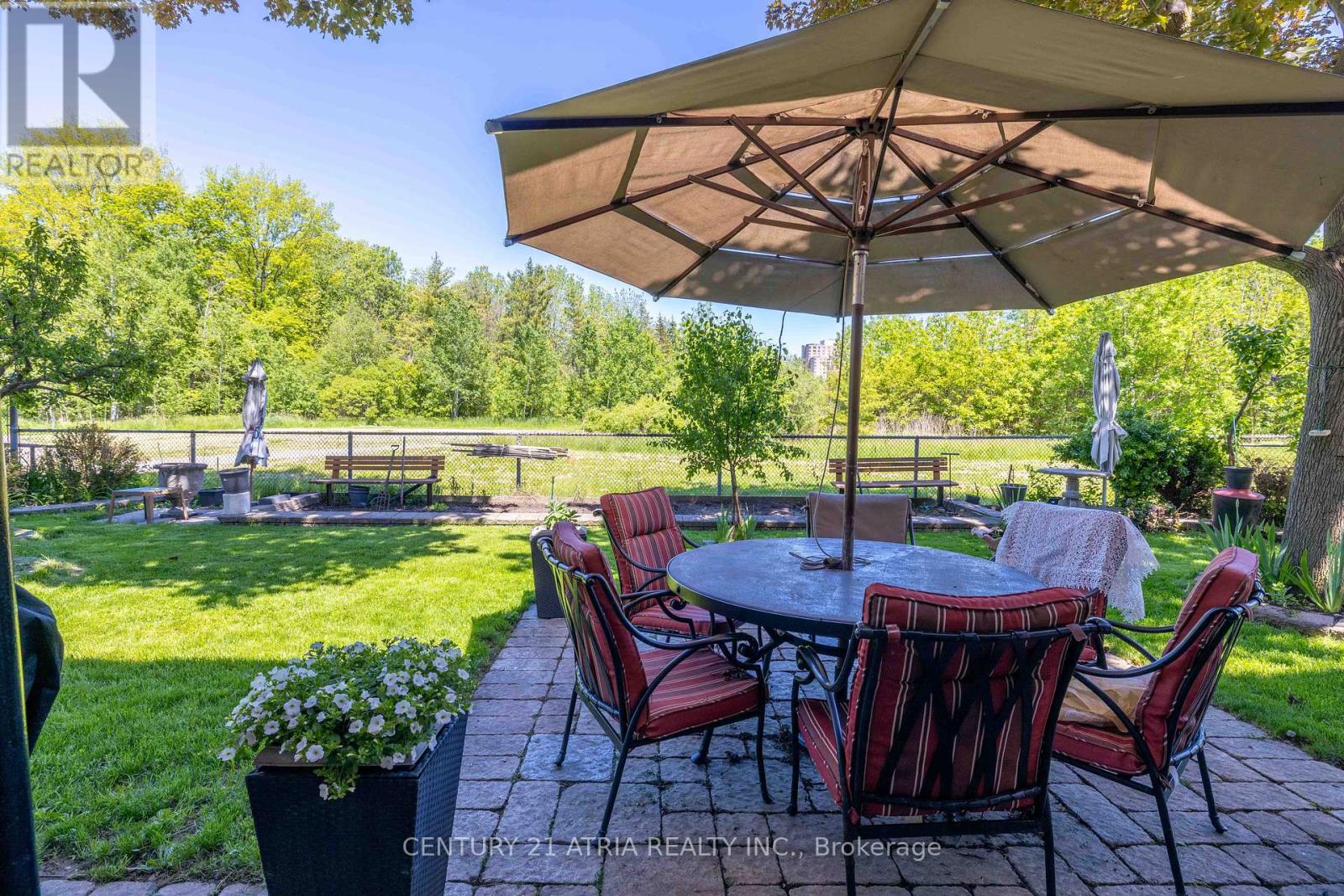 33 MORBANK DRIVE - 14