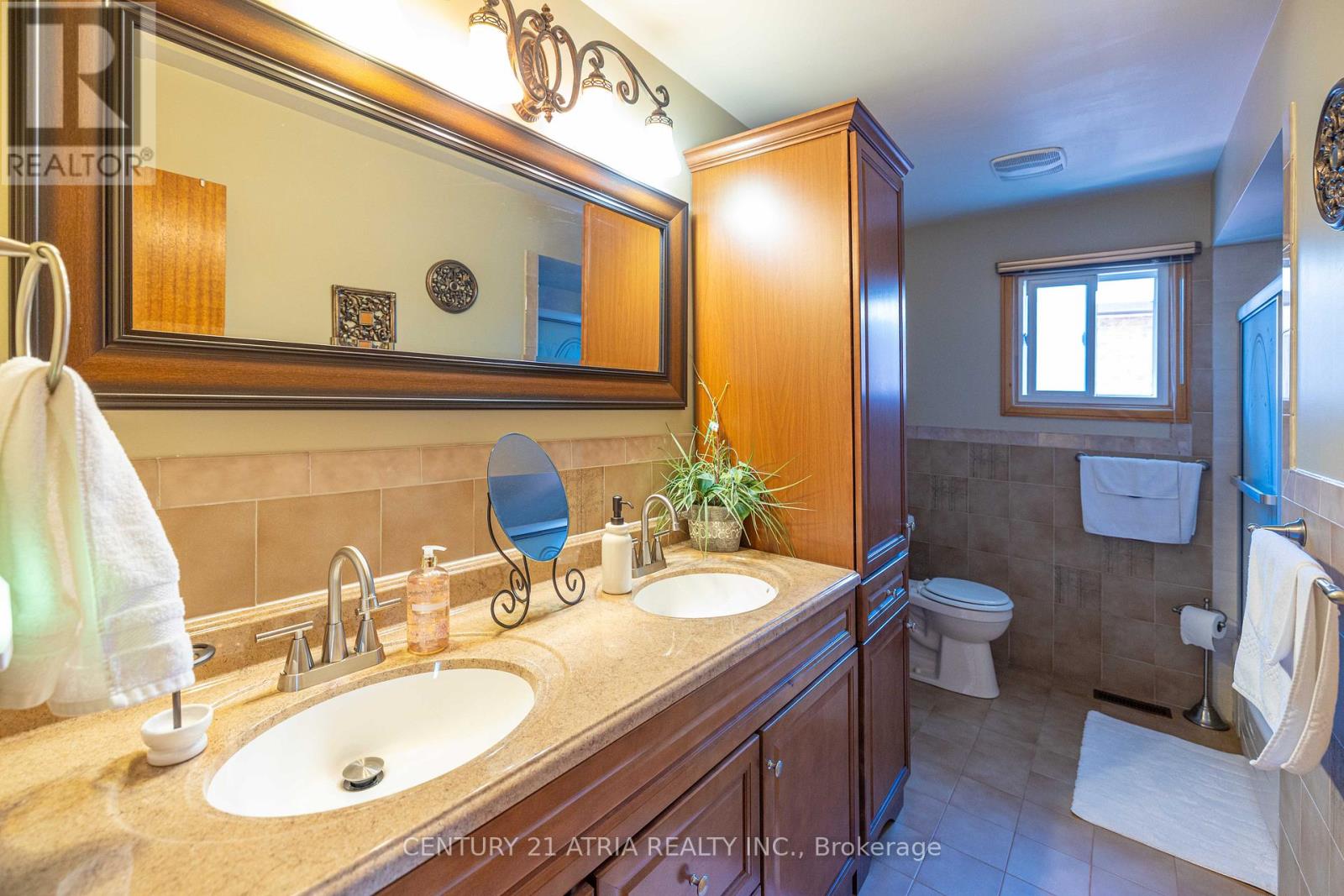 33 MORBANK DRIVE - 21