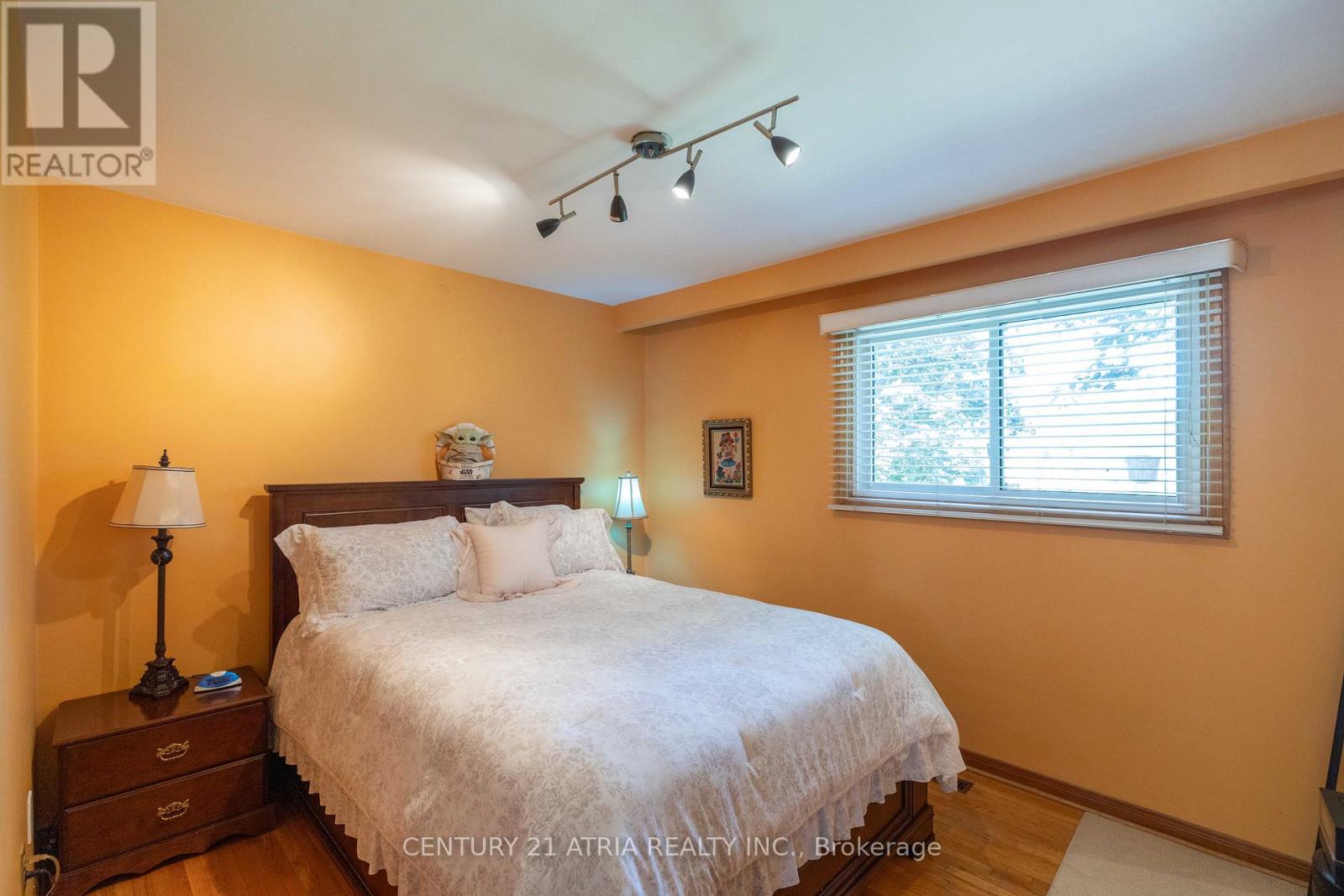 33 MORBANK DRIVE - 23