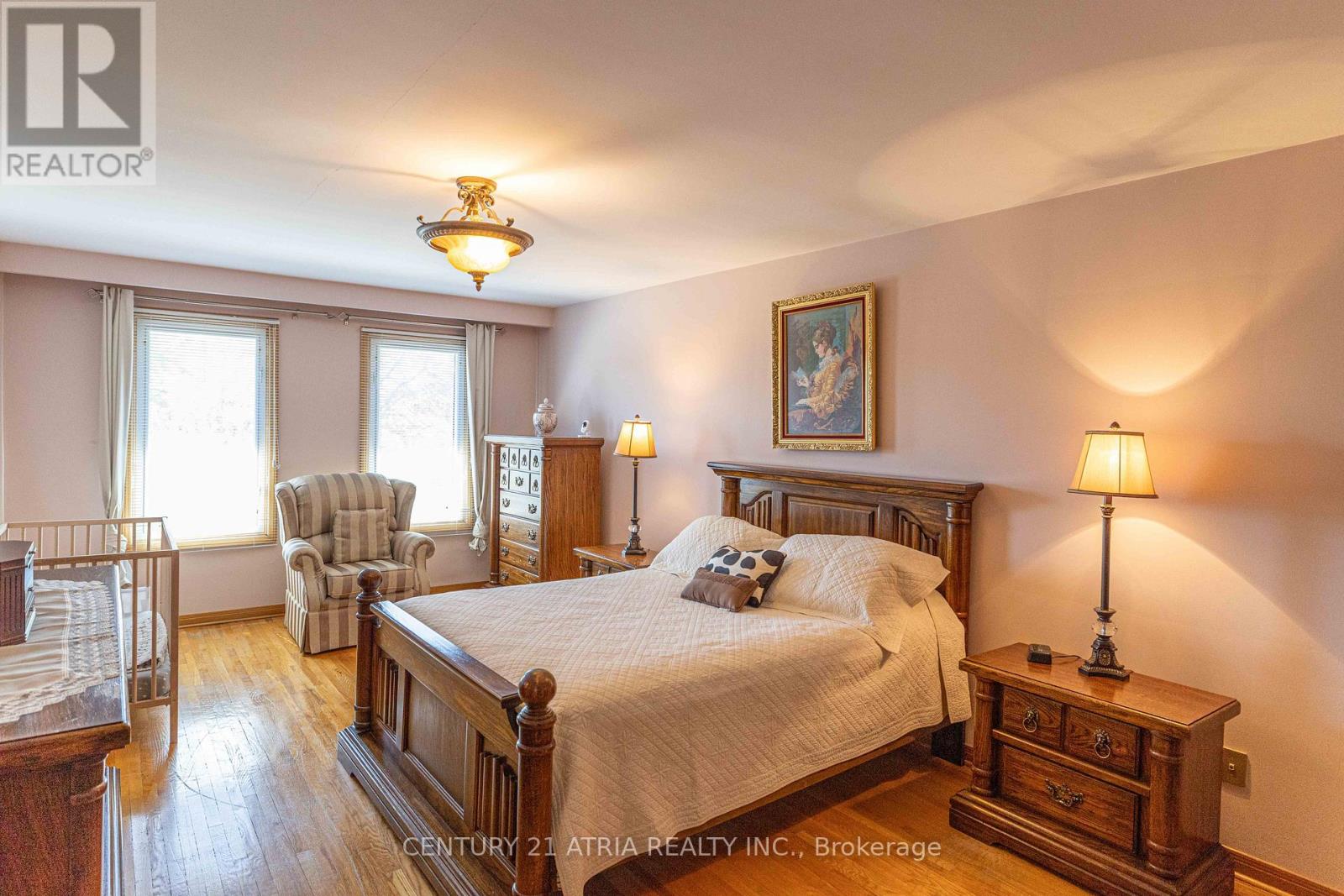 33 MORBANK DRIVE - 24