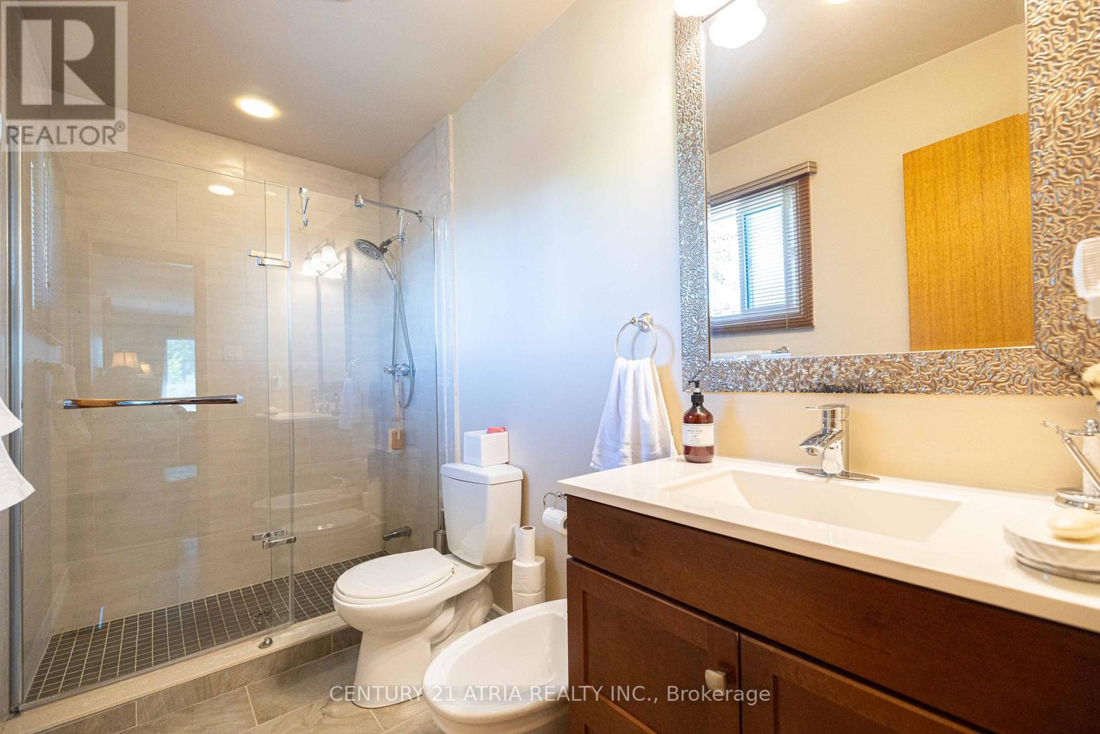 33 MORBANK DRIVE - 26