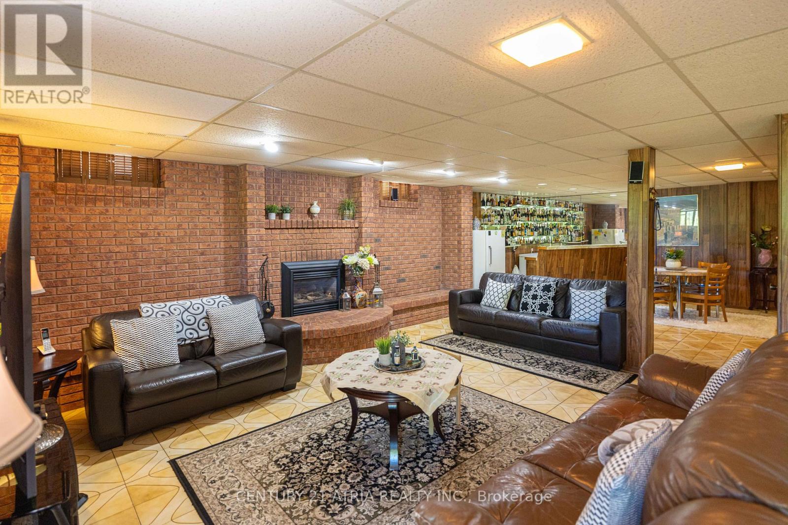 33 MORBANK DRIVE - 28