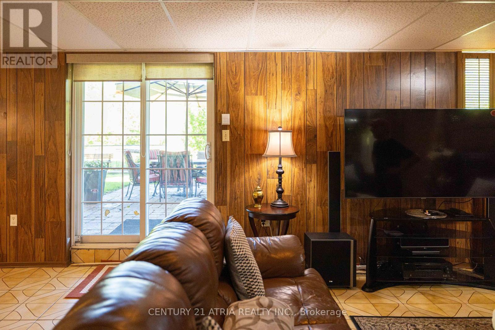 33 MORBANK DRIVE - 30