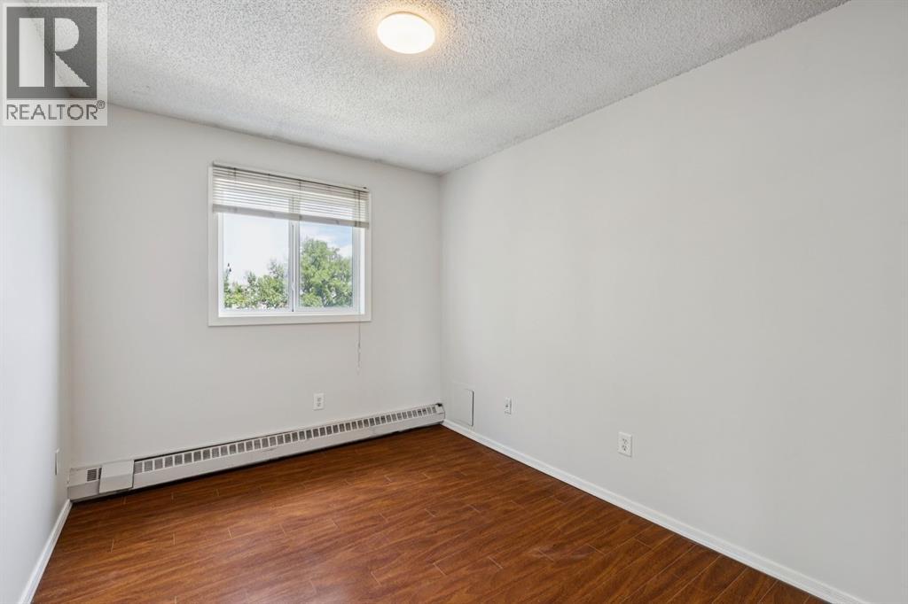 #301 2508 17 Street SW - 11