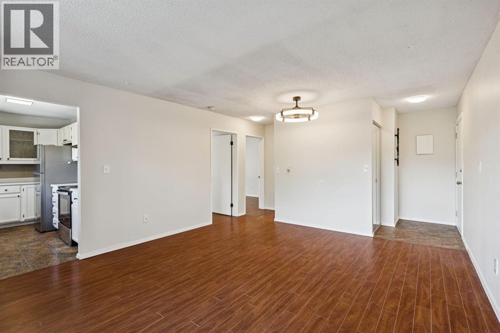 #301 2508 17 Street SW - 2