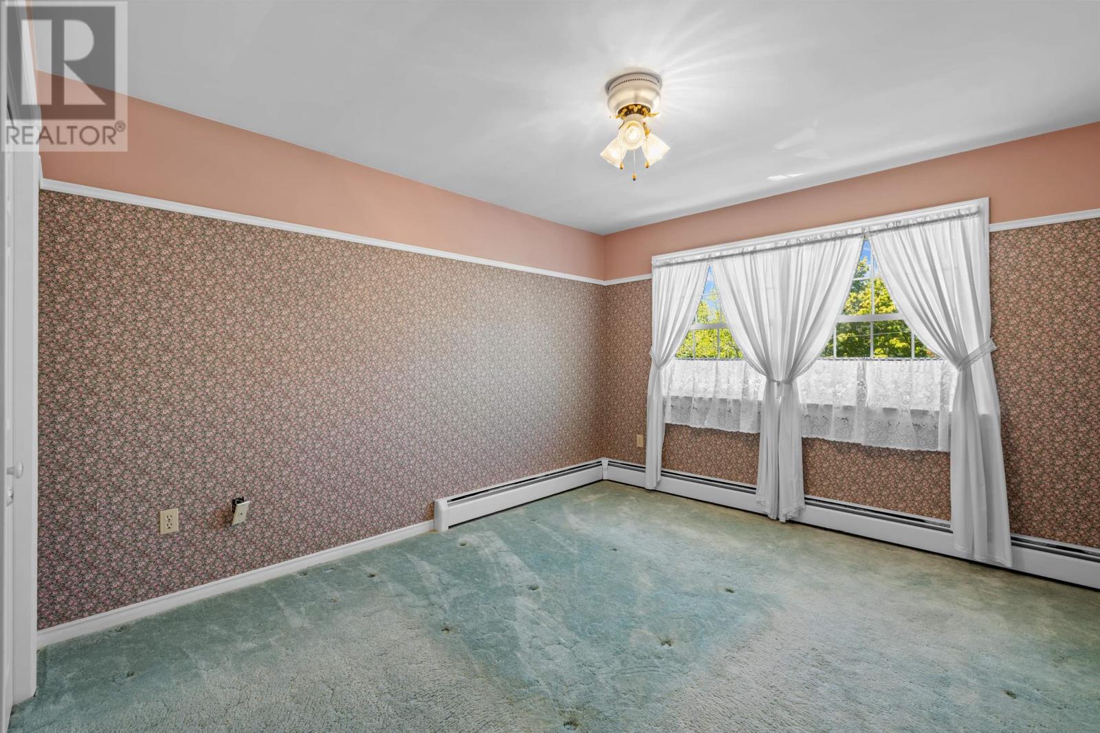 16 Montgomery Drive - 16