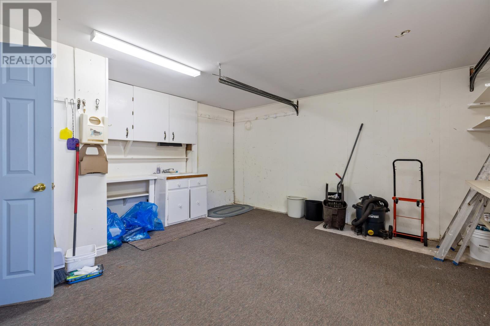 16 Montgomery Drive - 30