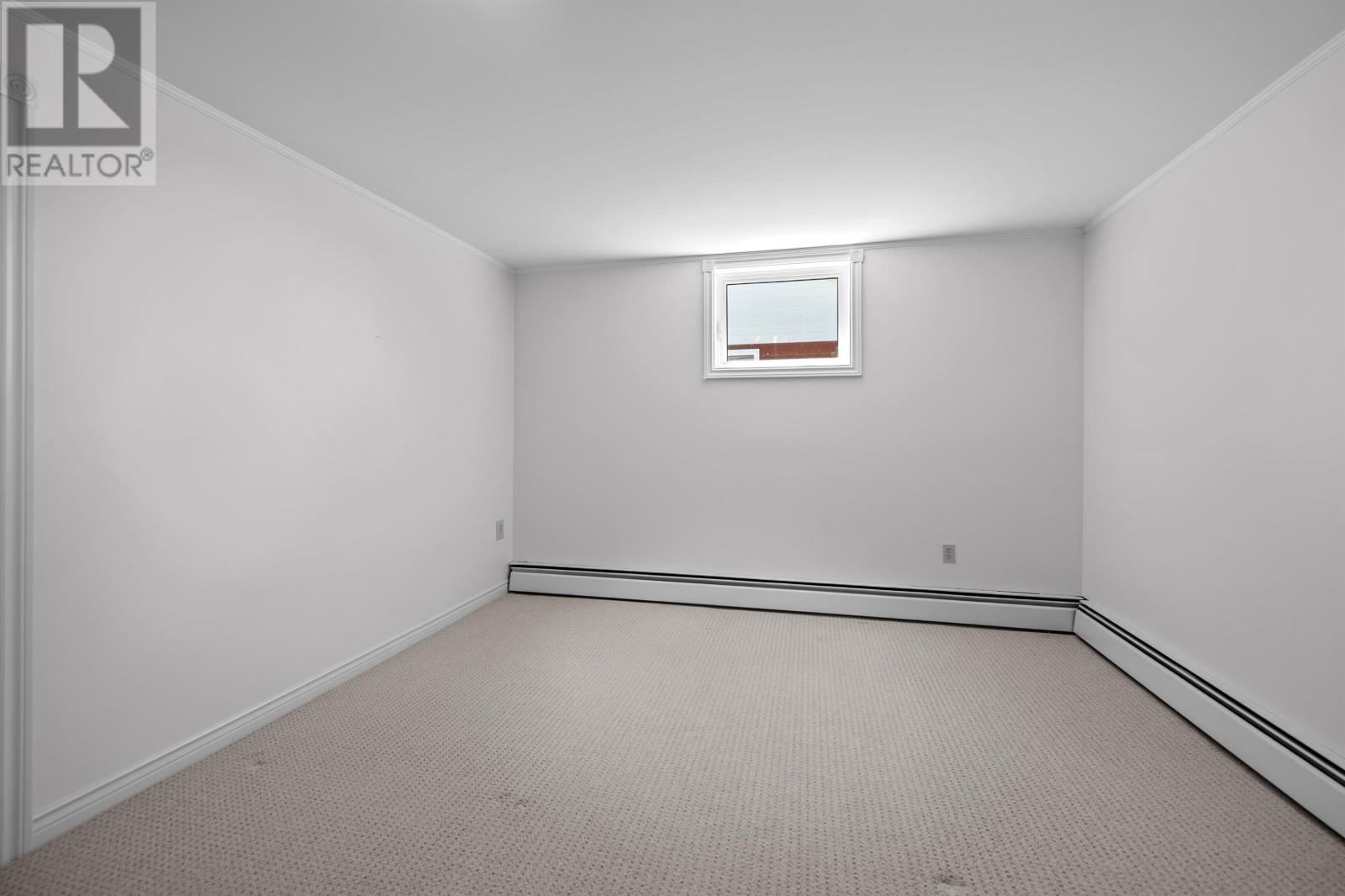 16 Montgomery Drive - 35