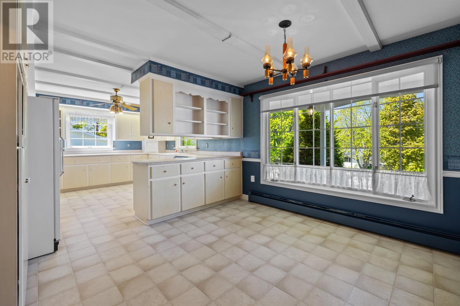 16 Montgomery Drive - 7