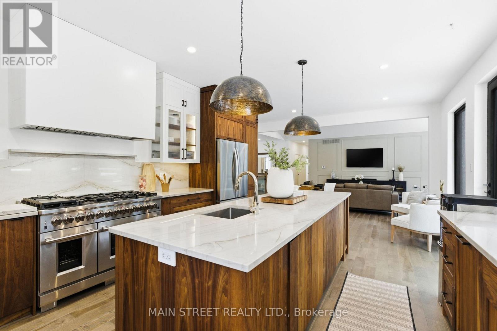 2 GOOSEBERRY LANE - 18