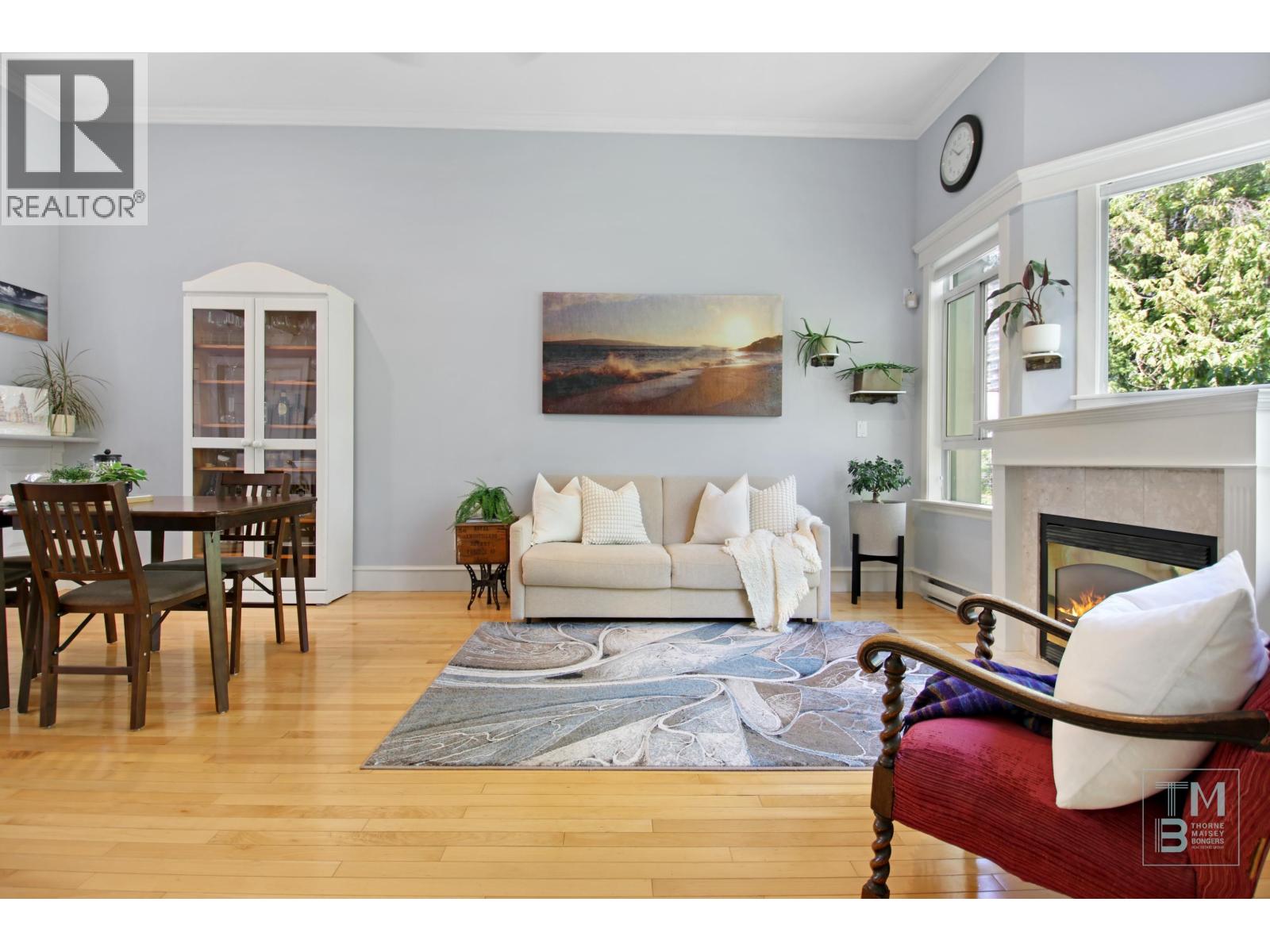 411 128 W 8TH STREET, North Vancouver