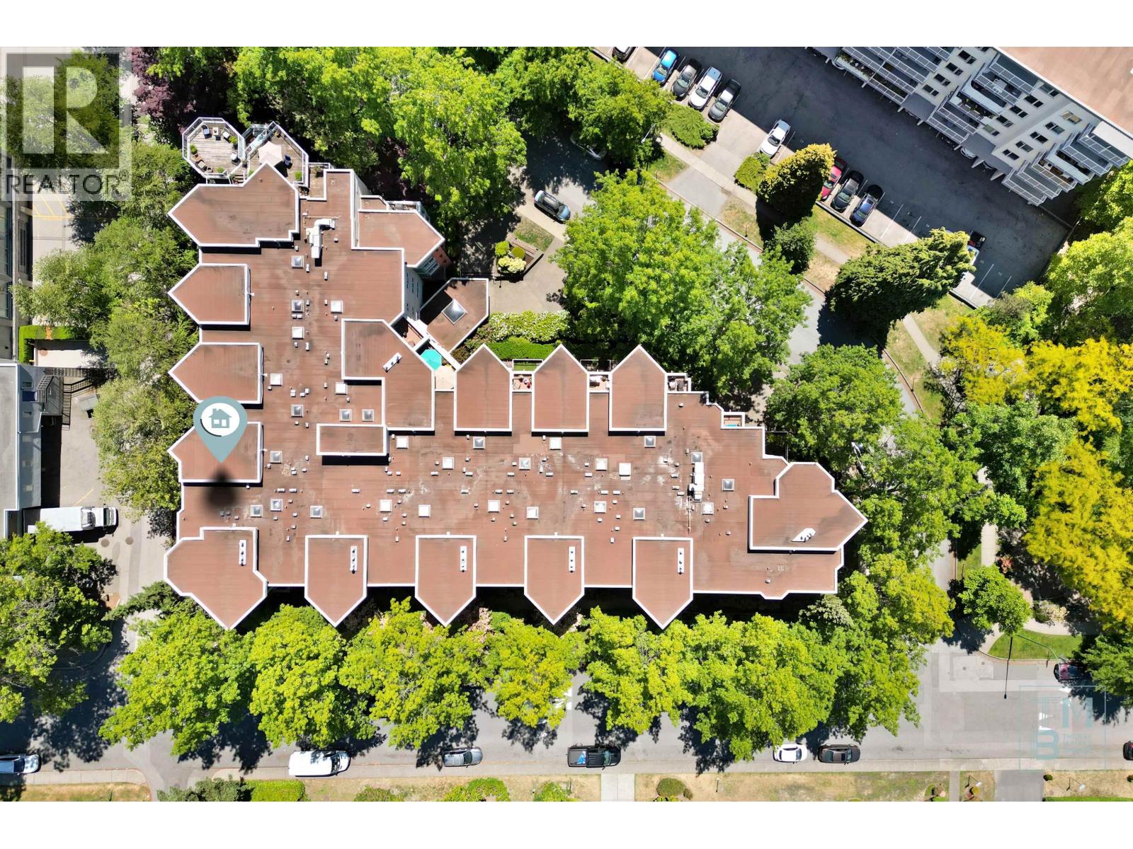 411 128 W 8TH STREET, North Vancouver