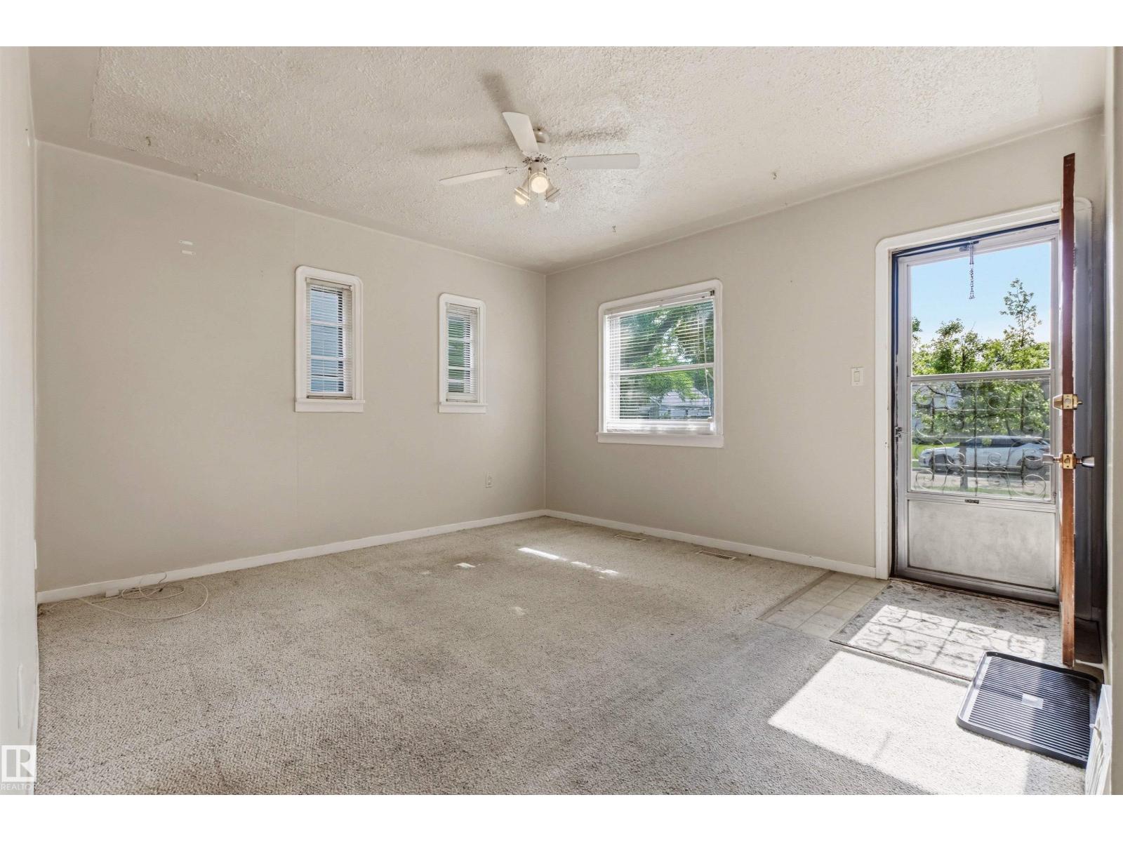 11417 65 ST NW — photo 9