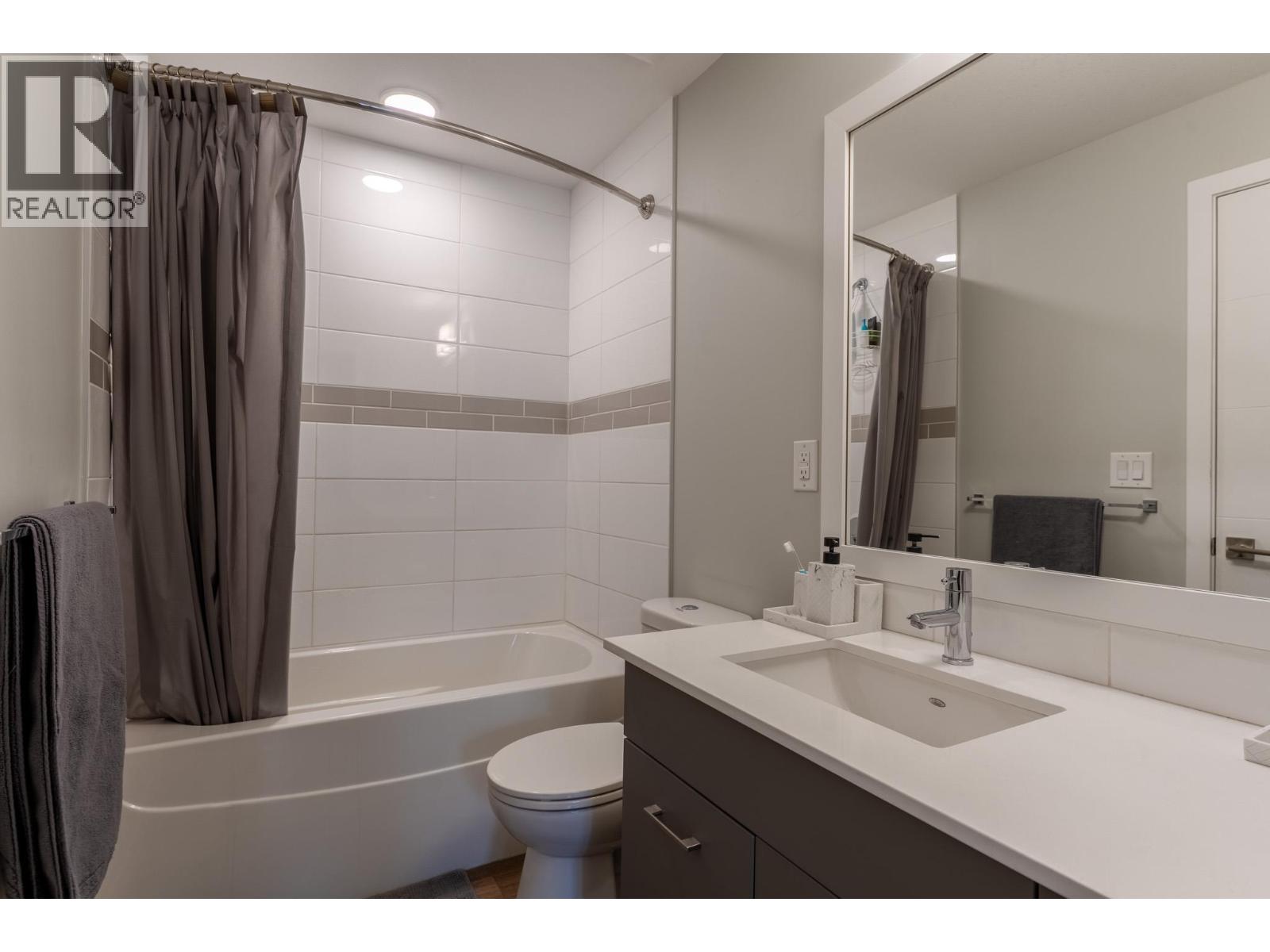 101 722 Valley Road, Kelowna