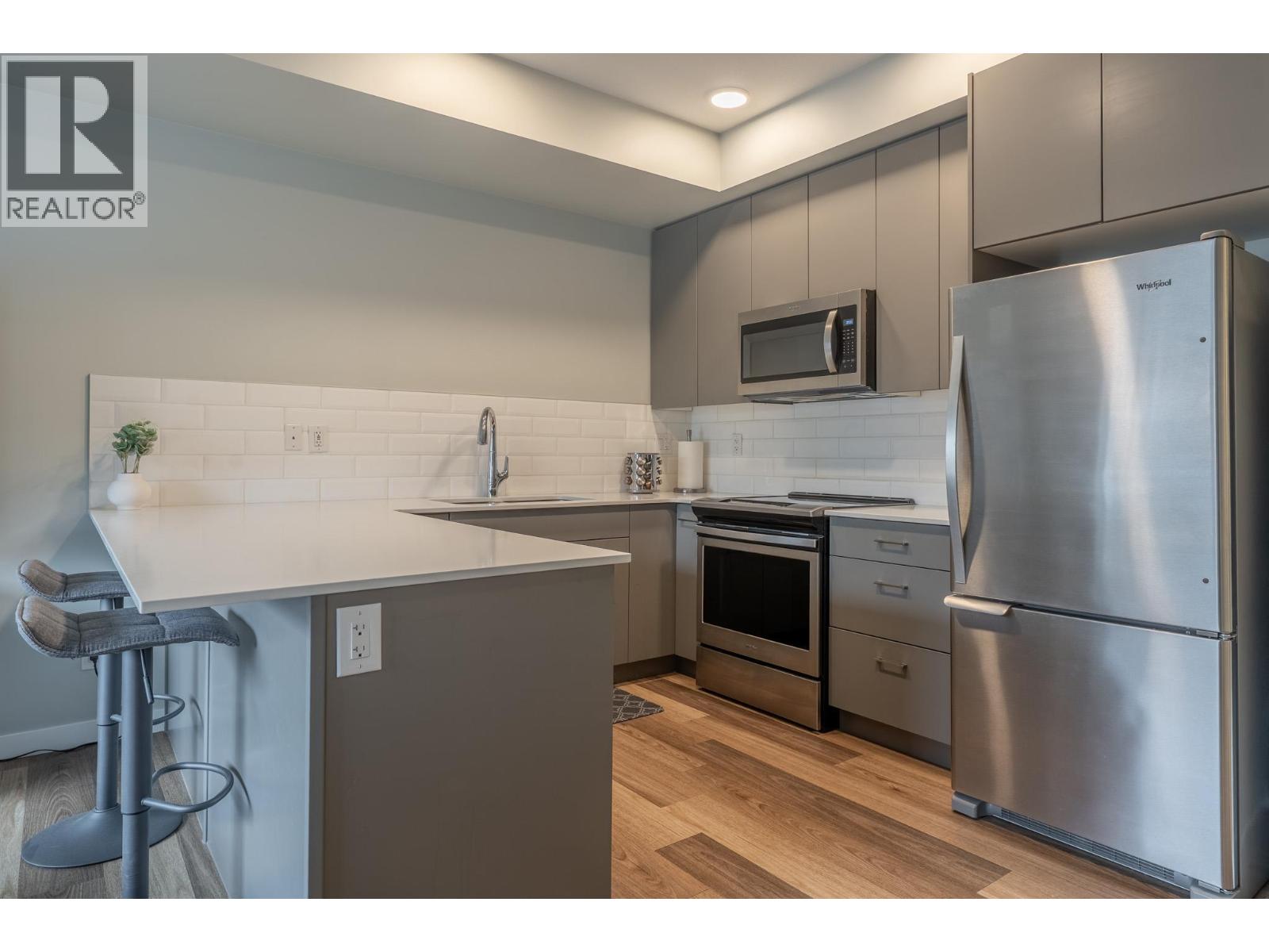 101 722 Valley Road, Kelowna