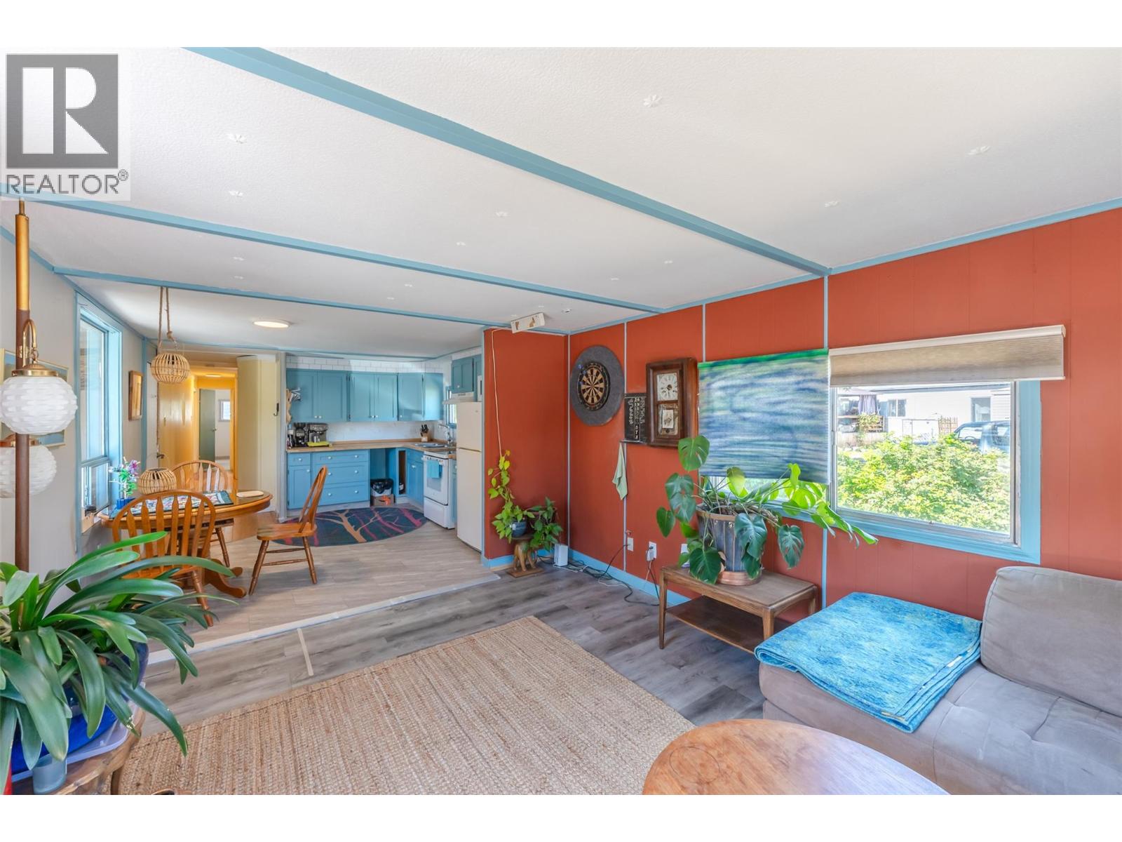 #21 3999 Skaha Lake Road - 12
