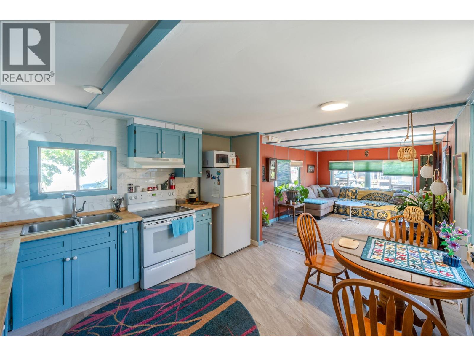 #21 3999 Skaha Lake Road - 20