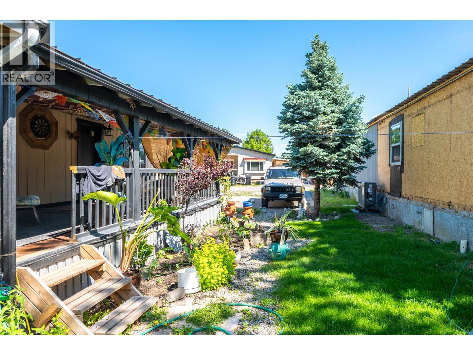 #21 3999 Skaha Lake Road - 35