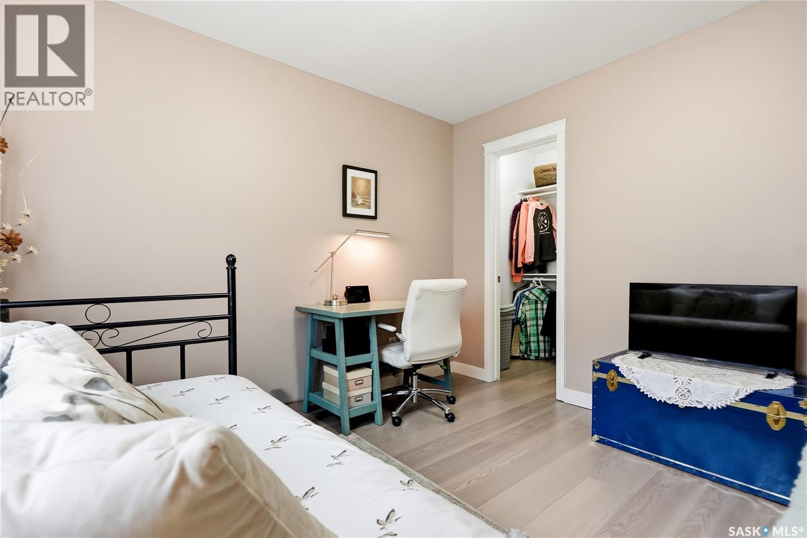 517 Palmer CRESCENT — photo 40