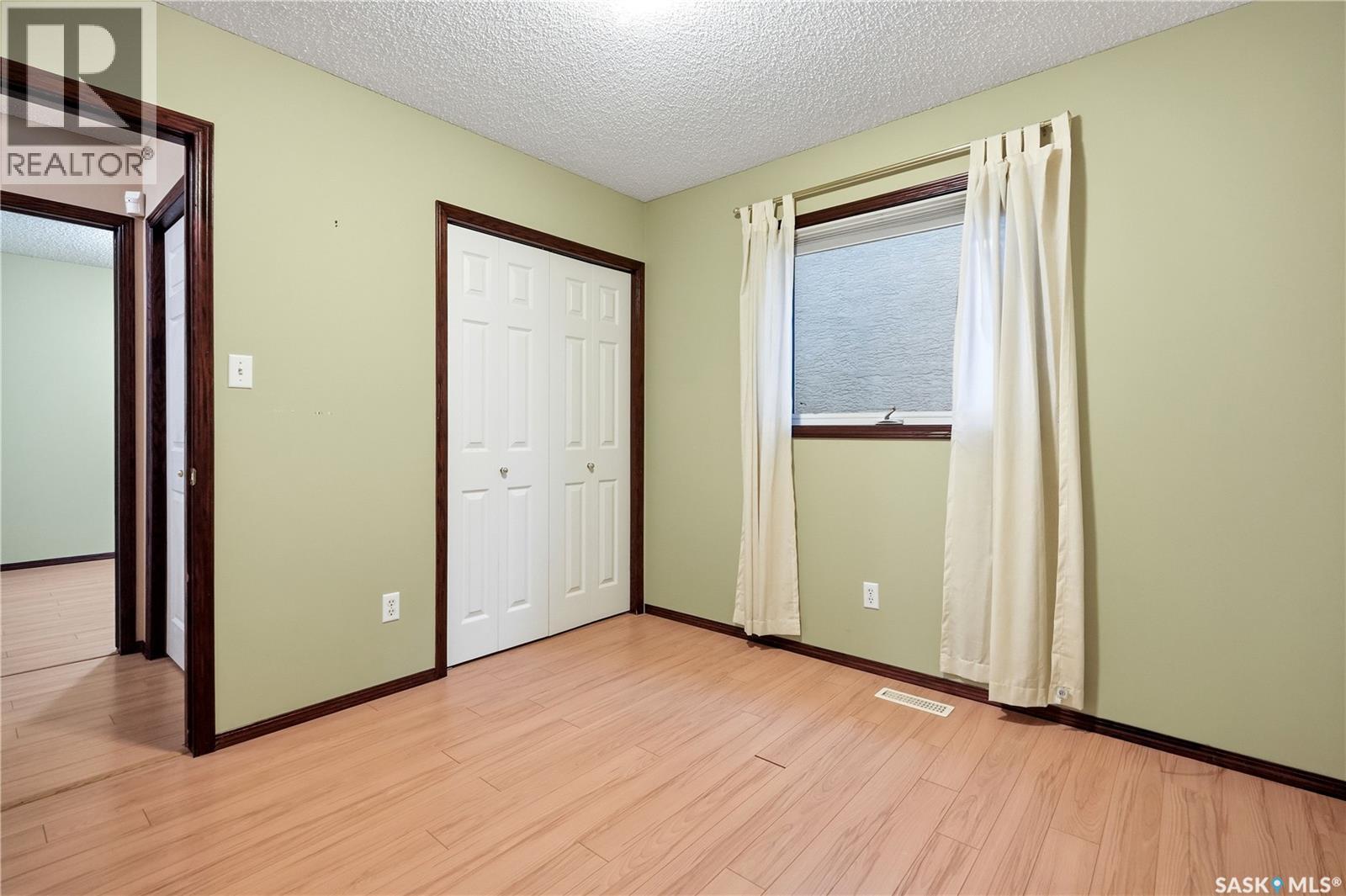 3676 Bishop CRESCENT E — photo 25