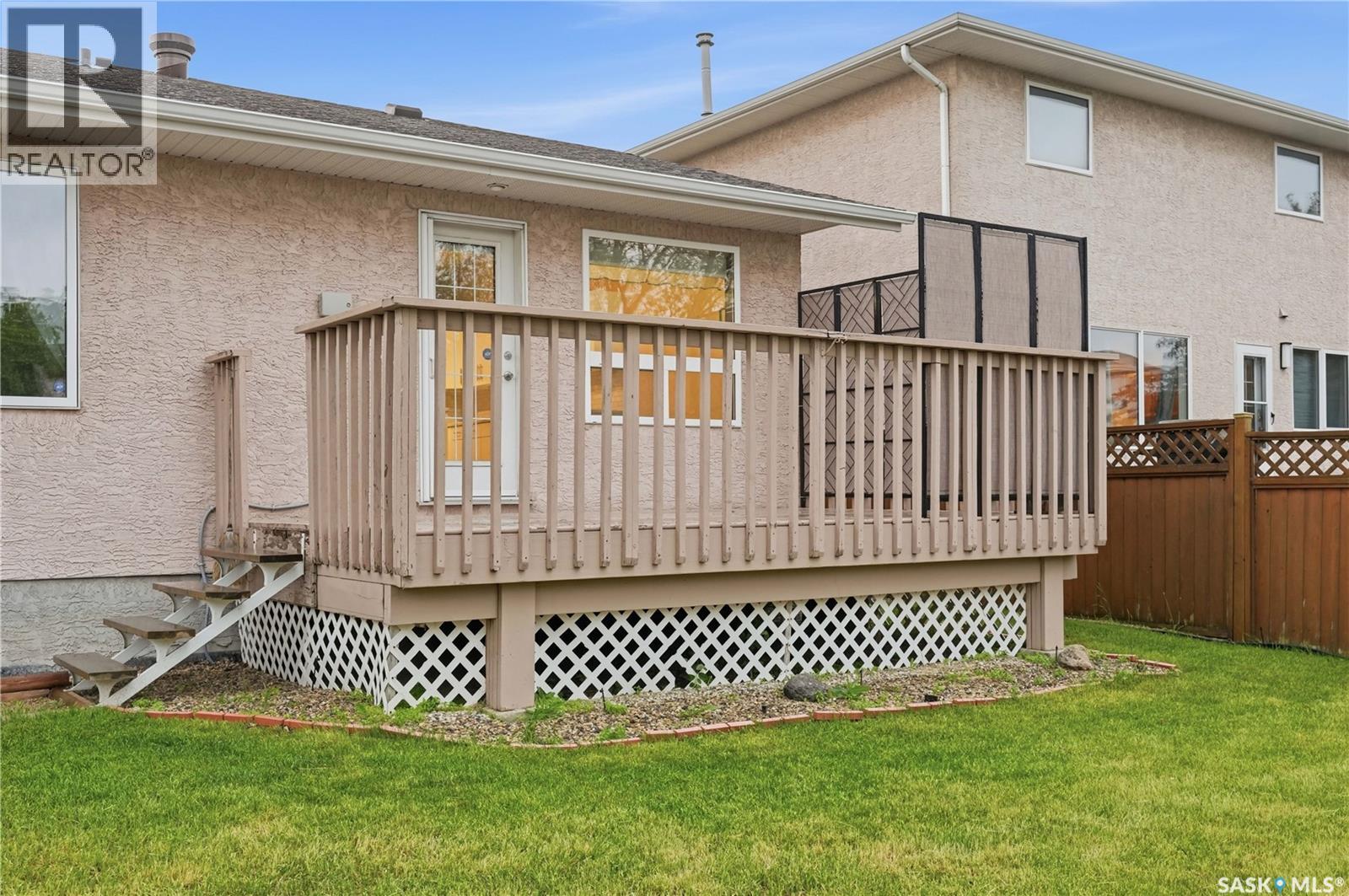 3676 Bishop CRESCENT E — photo 44