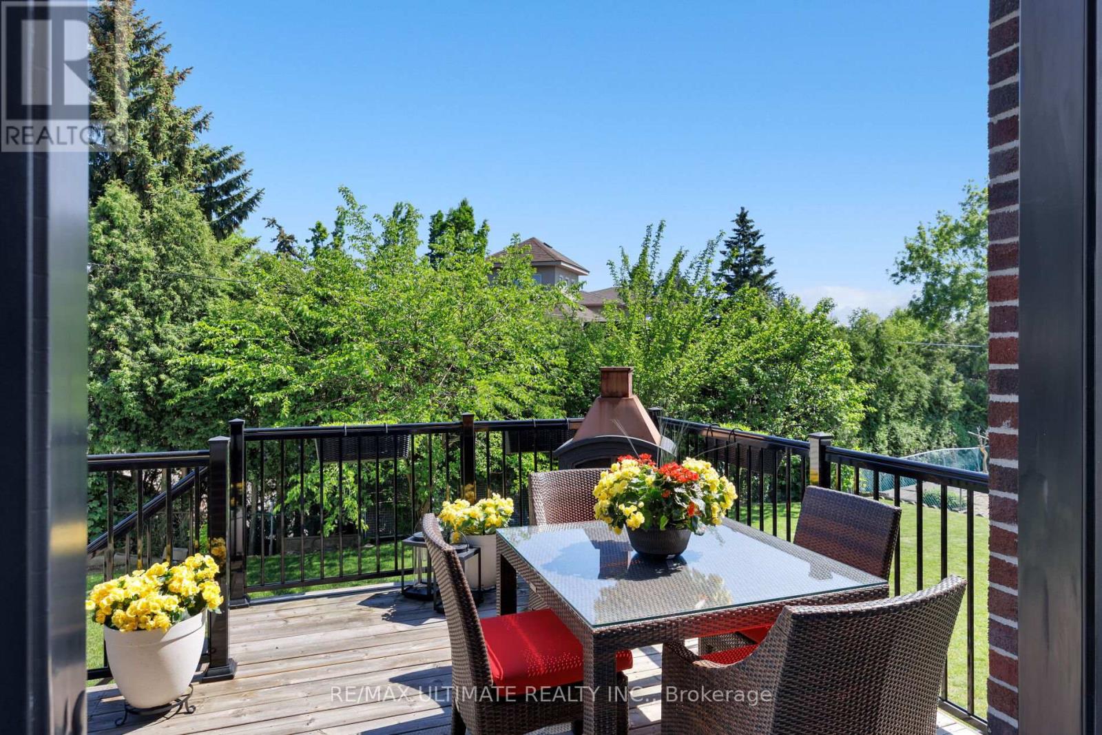 33 DORSEY DRIVE - 20