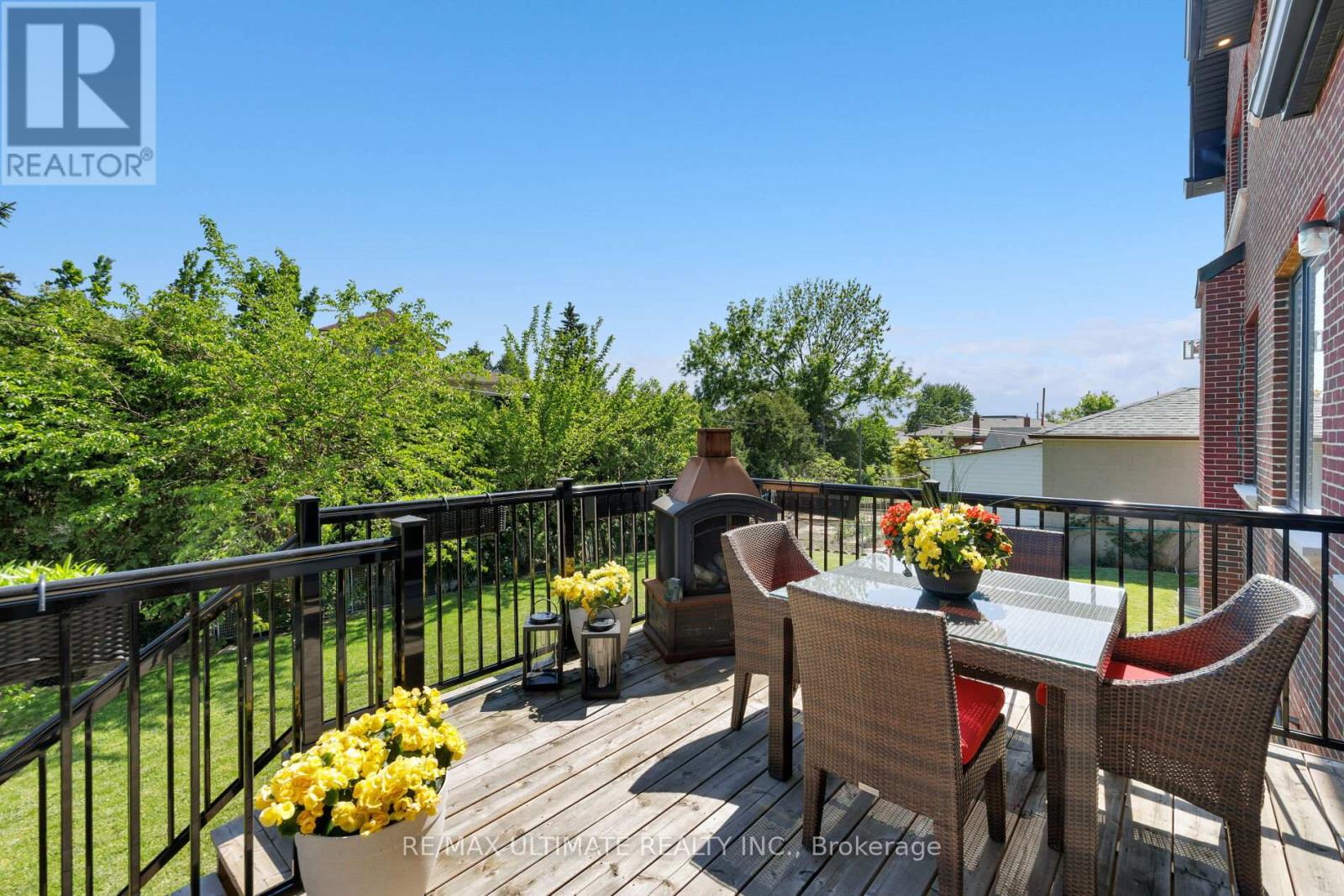 33 DORSEY DRIVE - 21