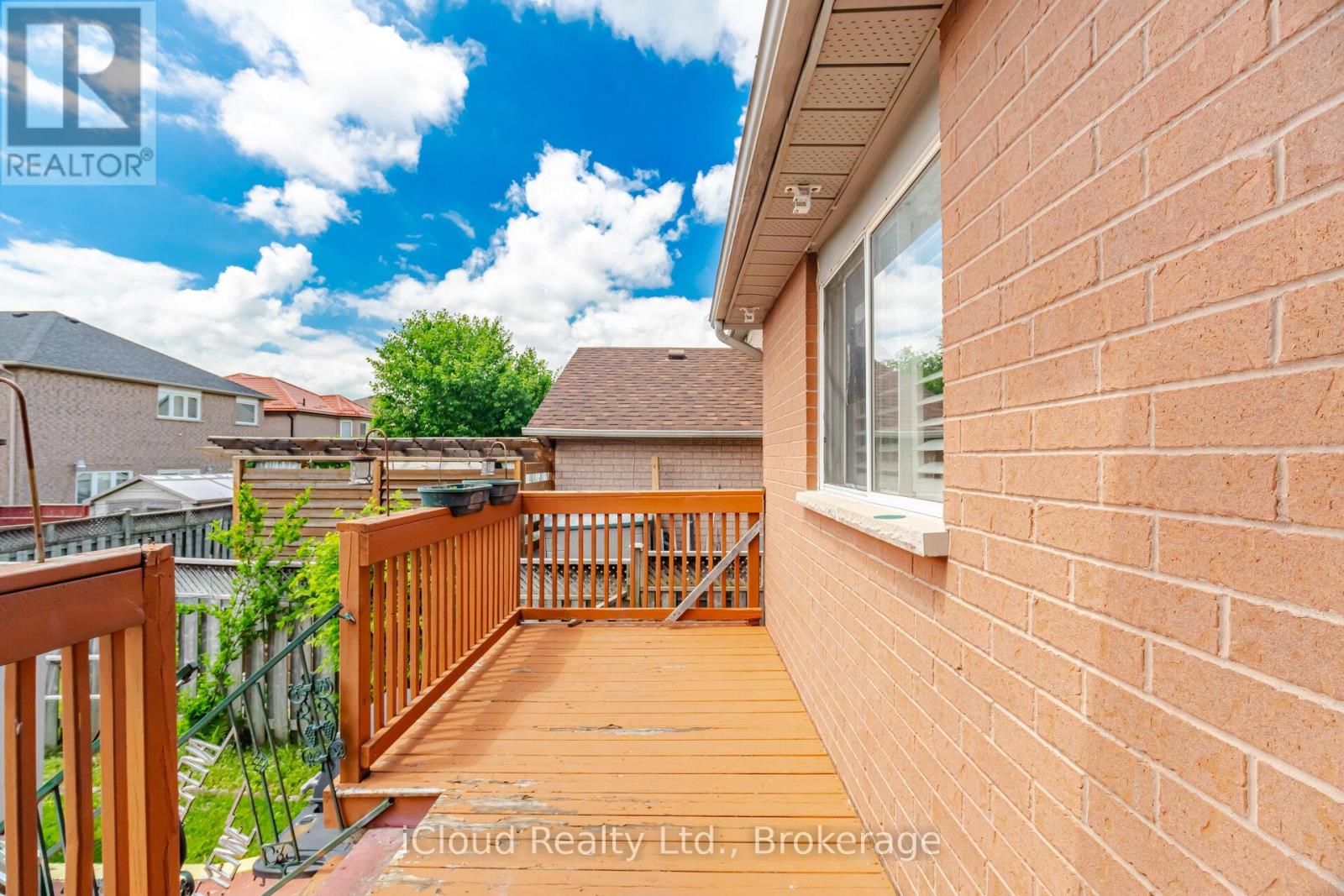 6332 GLEN MEADOWS ROAD - 42