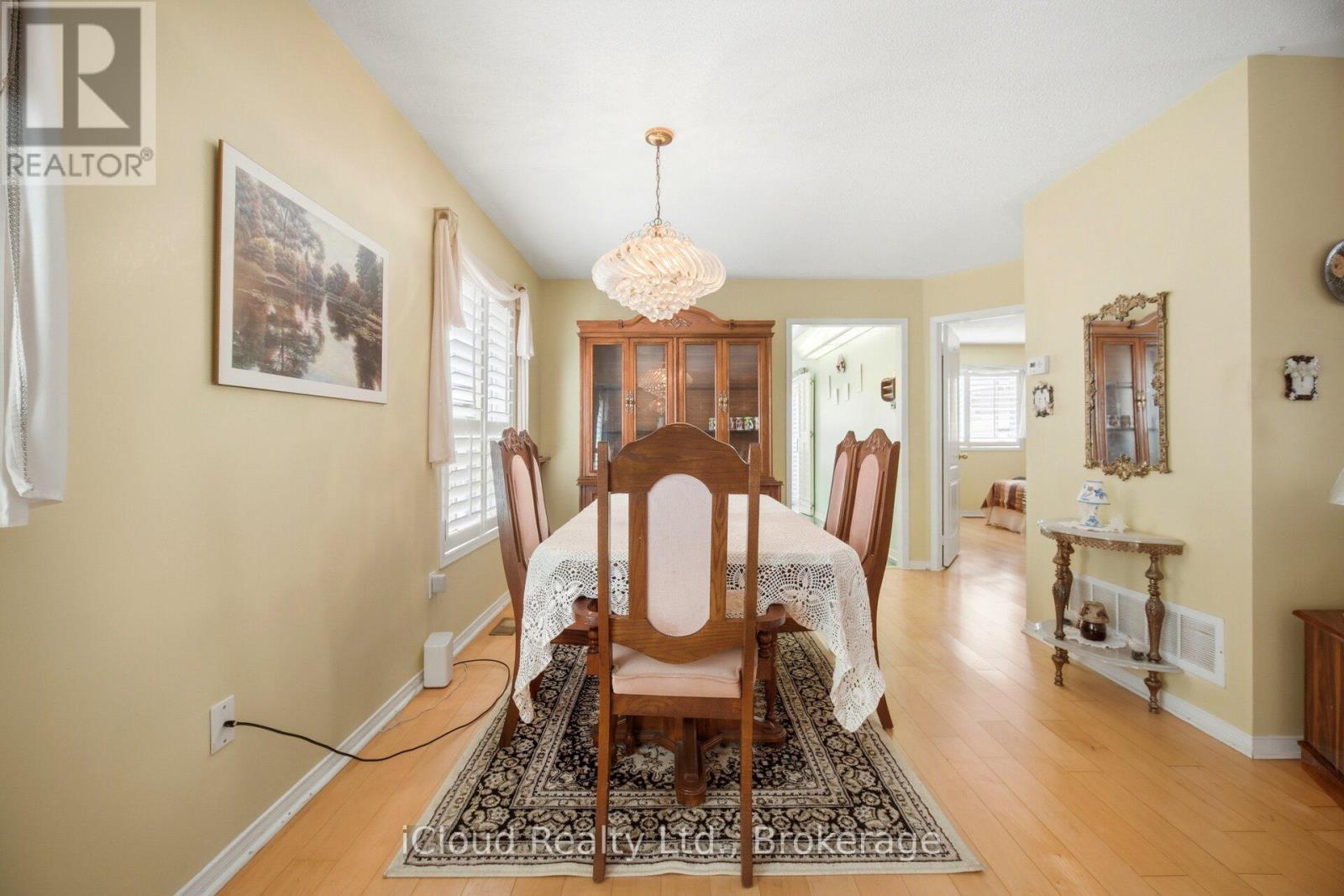 6332 GLEN MEADOWS ROAD - 12