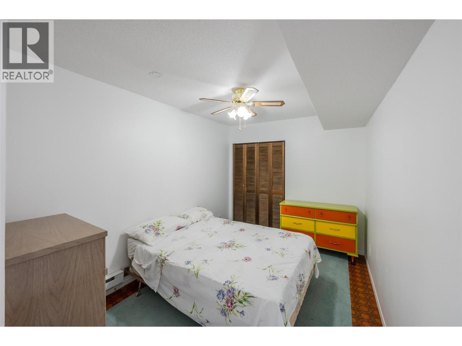 174 Adamson Court - 27