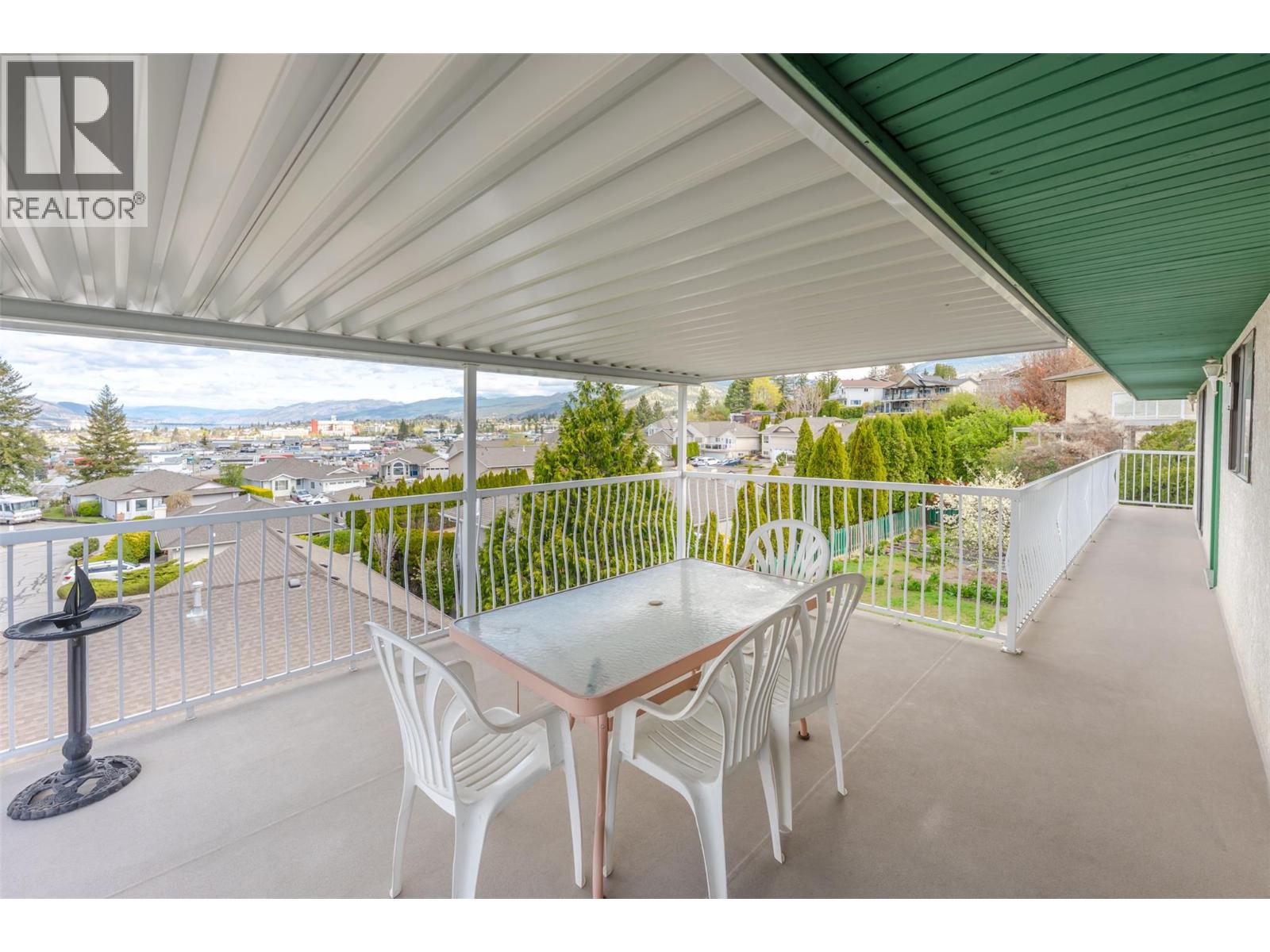 174 Adamson Court - 31