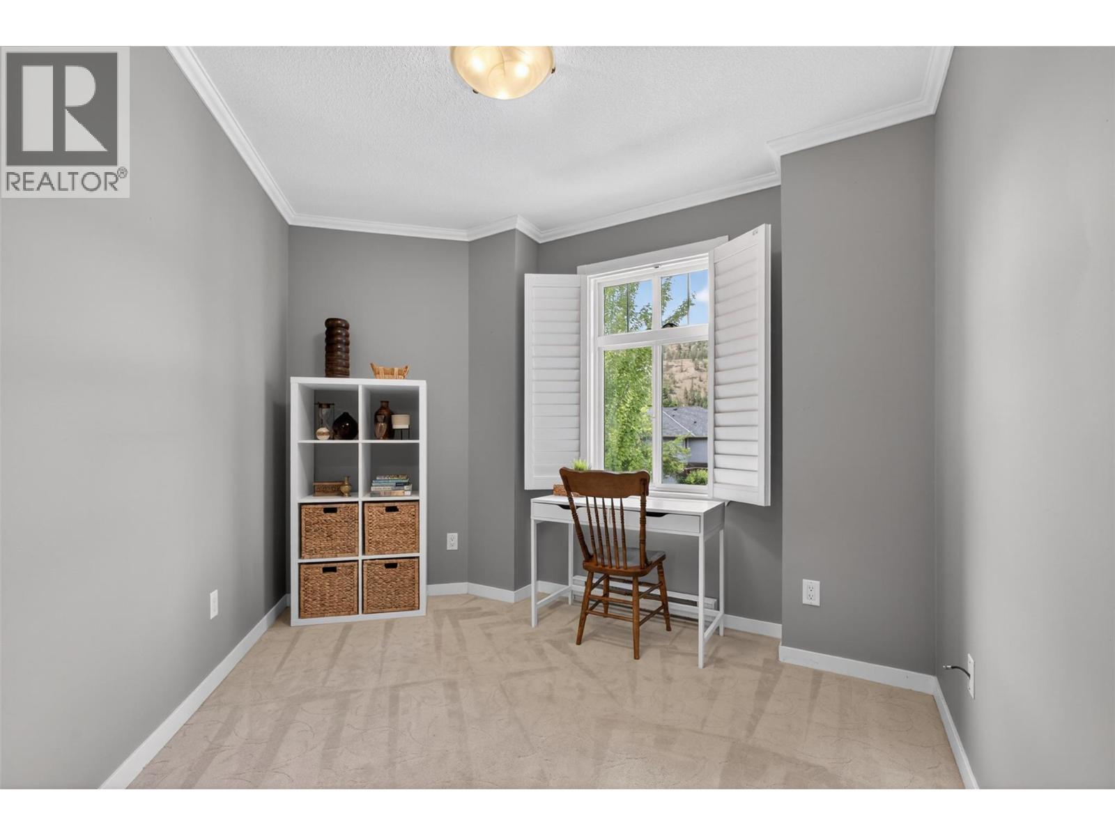 #206 305 Whitman Road - 25