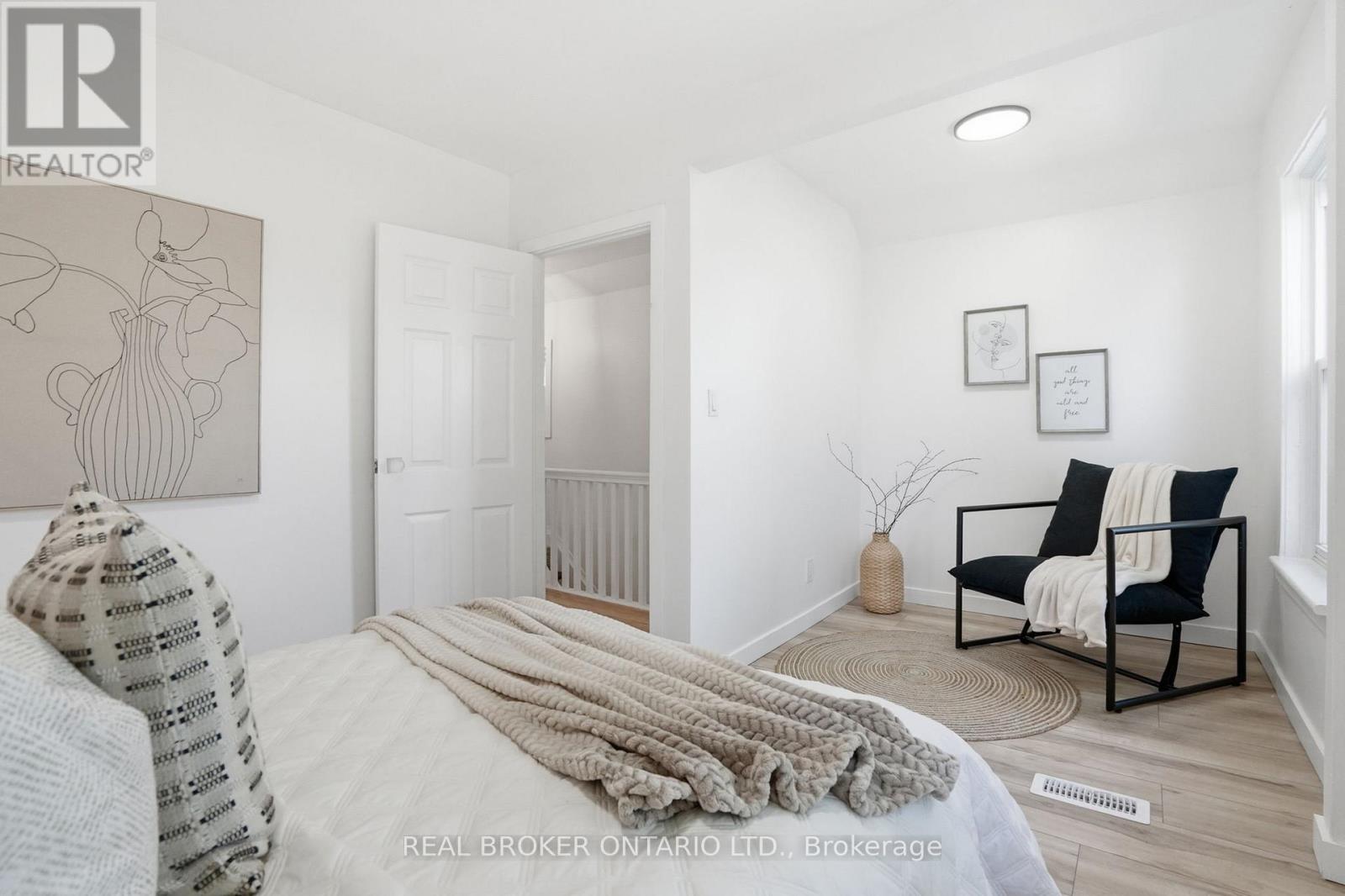 66 MARS AVENUE - 23
