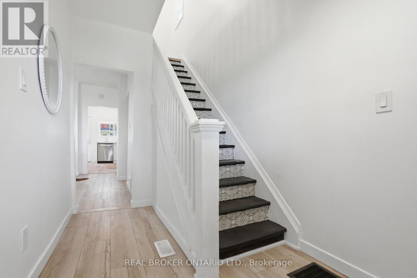 66 MARS AVENUE - 4