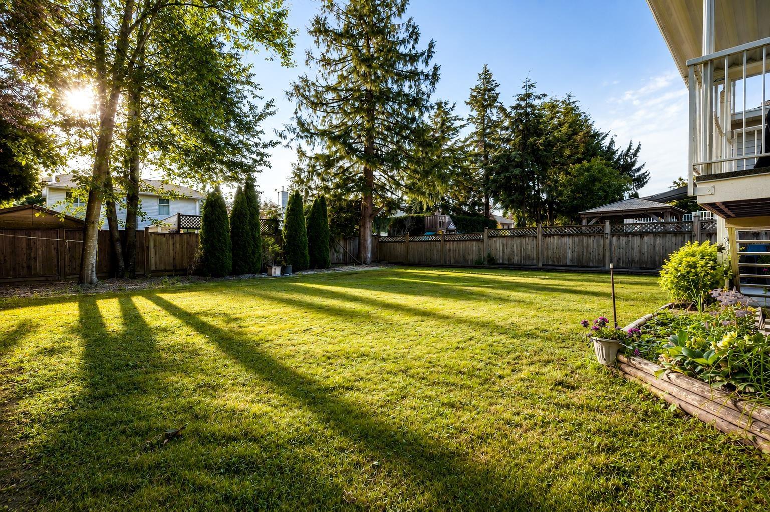 6 Bed, 3 Bath House for Sale in Surrey – 18238 58B AVENUE, Surrey – MLS# R3133679 - Image 7