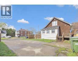 3497 Peter Street, Windsor, ON N9C1J4 Photo 17