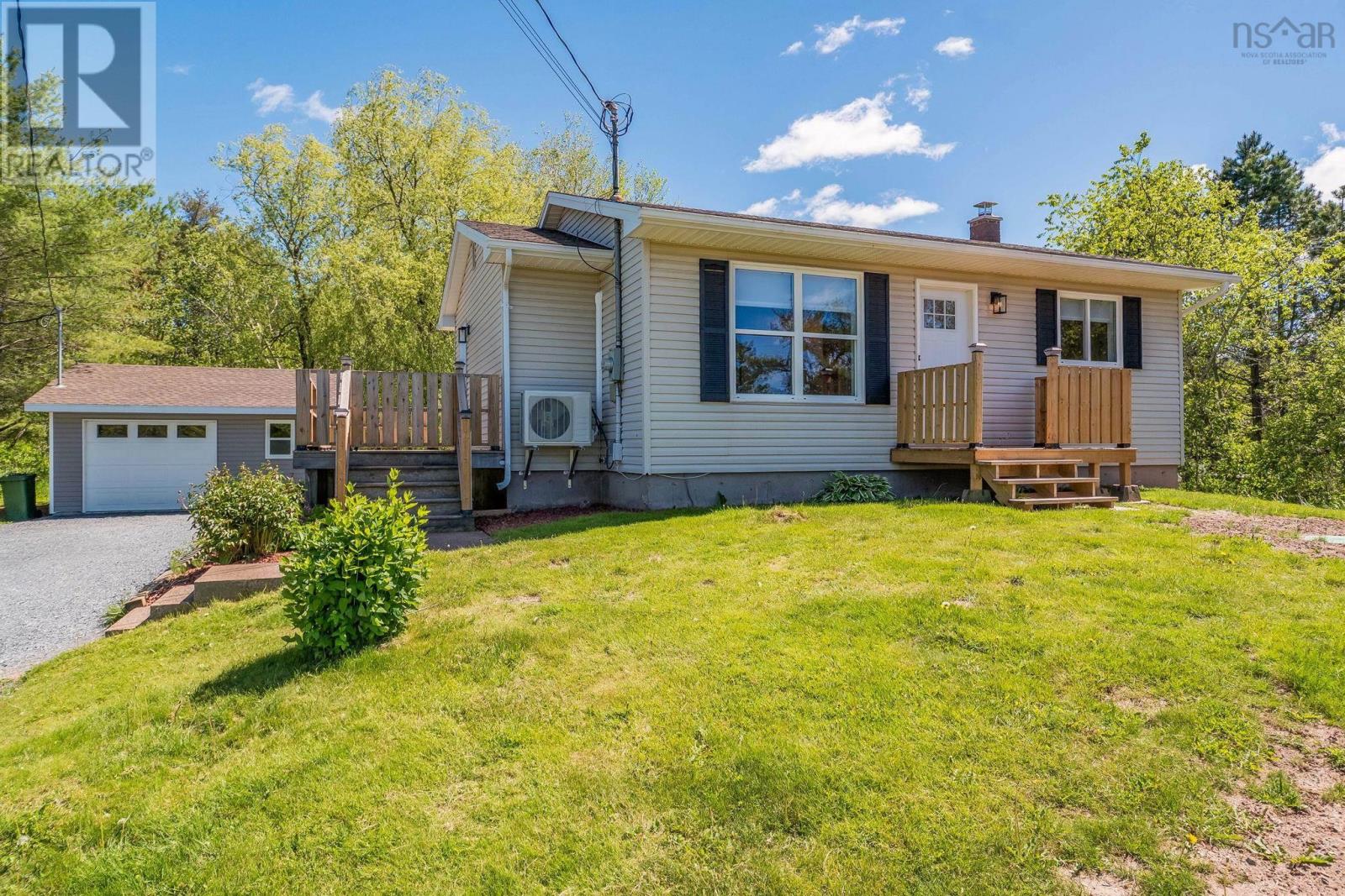 Property photo of 112 Dutch Settlement Road